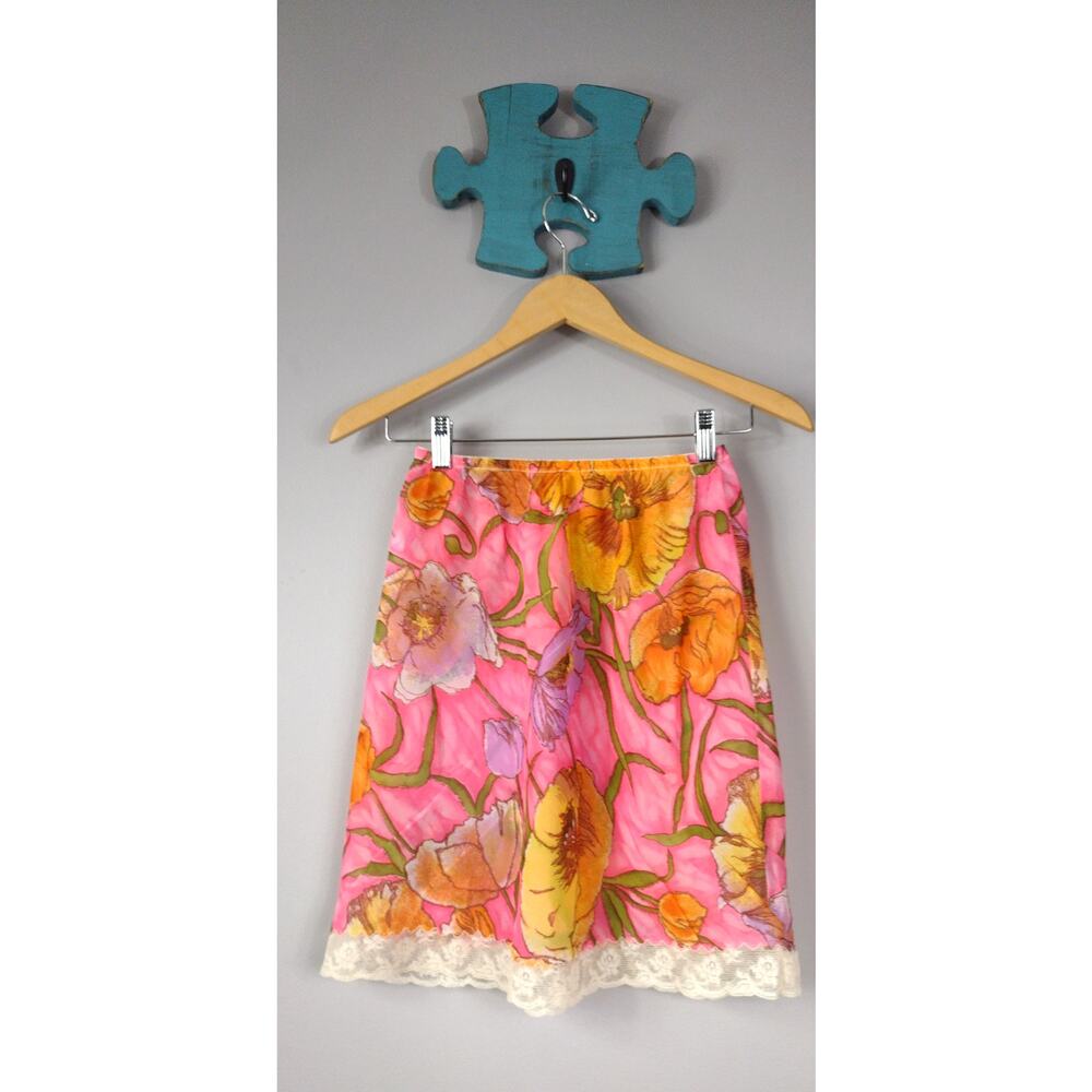 Bali Fischer Vintage 50s Mod Orange Floral Nylon Tricot Half Slip M Lace Hem